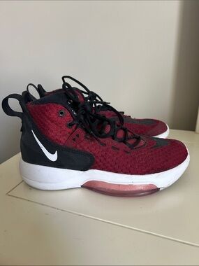 Nike Air Max Infuriate 2 Mid basketball shoes